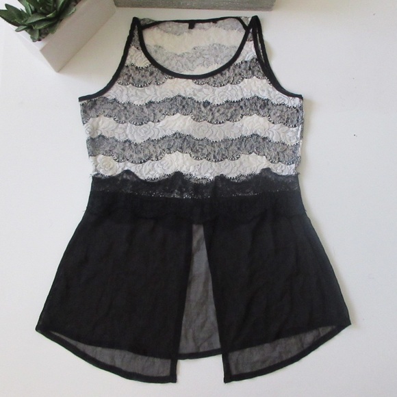 Tops - Cute Floral Sheer Sleeveless Top Black White